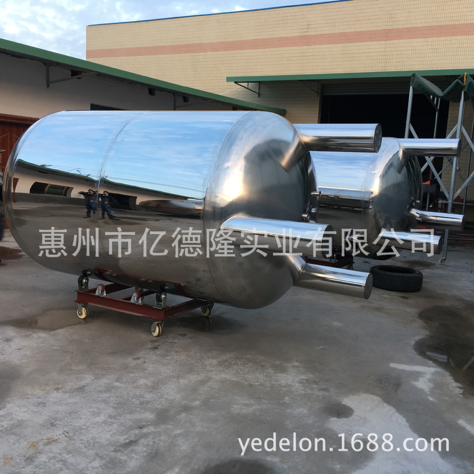 不銹鋼無(wú)菌水箱 衛(wèi)生級(jí)儲(chǔ)存罐 原水箱 8k雙鏡面食品級(jí)1噸2噸5噸10示例圖6