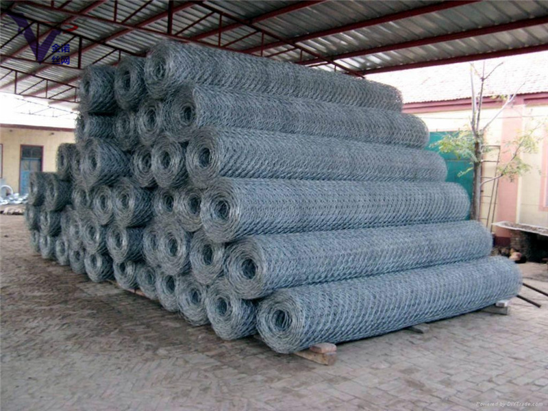 山坡防落石菱型鐵絲網卷 防柞網 機械擰編六角網 鍍鋅鉛絲籠示例圖2