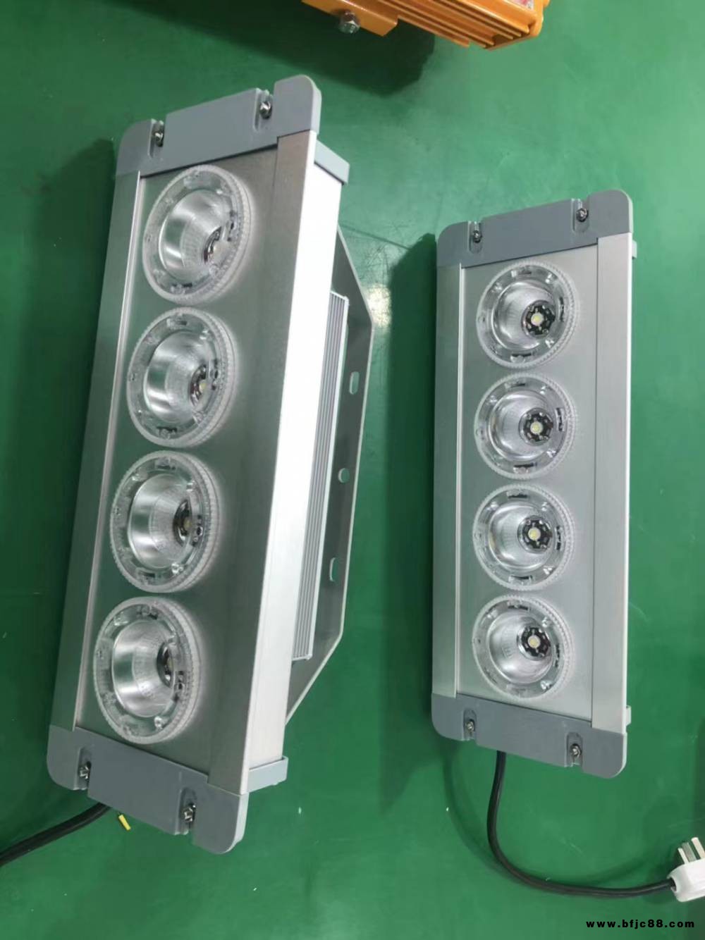 NFC9121LED低頂燈配電室專用應(yīng)急燈NFE9121B/KT1應(yīng)急頂燈