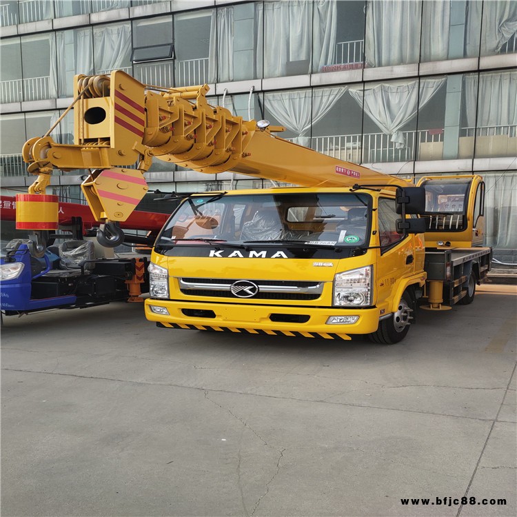 現(xiàn)貨供應(yīng)汽車起重機  凱馬12噸吊車