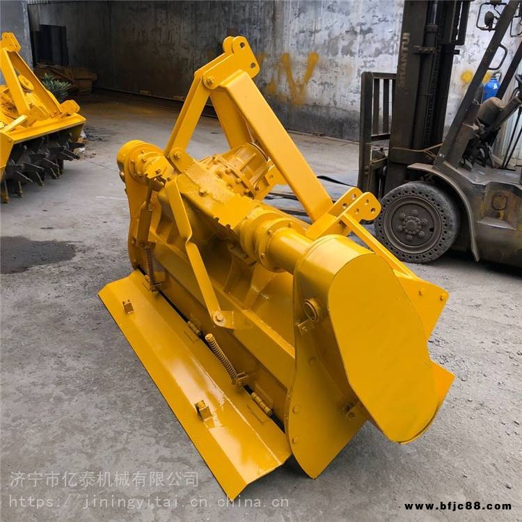 公路小型路拌機 停車場灰土拌合機 廣場路面攤鋪機