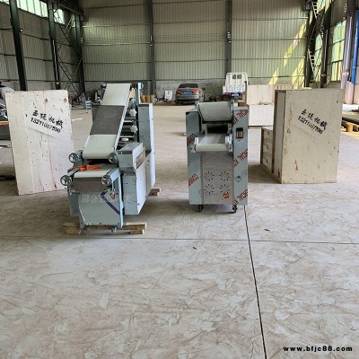 玉廷品牌鍋盔鍋貼機 里脊肉餅成型機 喜字餅機福字餅機 多種磨具成型機  選玉廷質量好  售后有保證