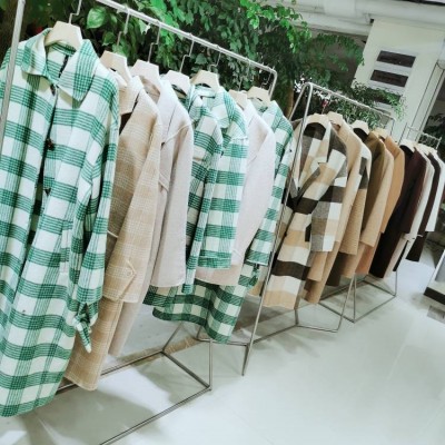 品牌折扣女裝當季高端貨品廠家貨源女冬職業款羊絨大衣品牌折扣女裝店貨源庫存尾貨走份批發