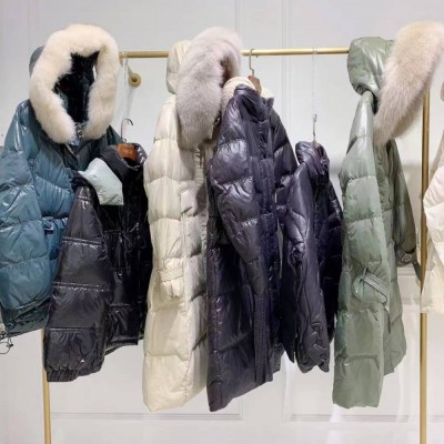 主題女式特價羽絨服2021冬杭州女裝品牌羽絨服尾貨批發走份時尚休閑