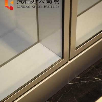 內(nèi)鋼外鋁