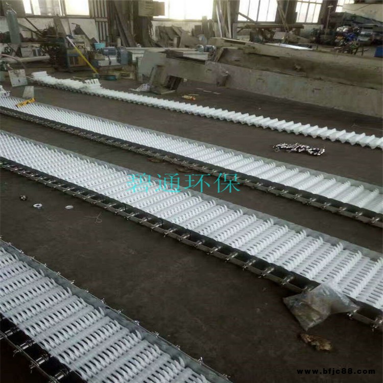 平頂山 不銹鋼格柵 轉(zhuǎn)鼓式機(jī)械格柵 304機(jī)械格柵耙齒