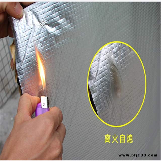 暢諾節(jié)能 廠家直銷鋁箔橡塑板防潮耐用橡塑保溫板B1級(jí)橡塑保溫板