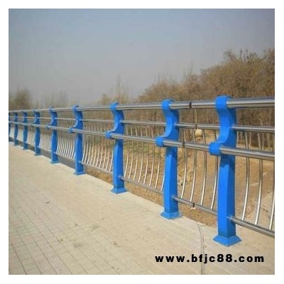 甘肅復(fù)合管橋梁護(hù)欄 復(fù)合管護(hù)欄 橋梁護(hù)欄 不銹鋼景區(qū)護(hù)欄廠家